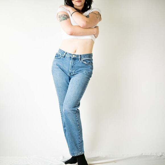 Vintage Y2K Tommy Hilfiger Stone Washed Mom Jeans - 30 - Picture 3 of 8